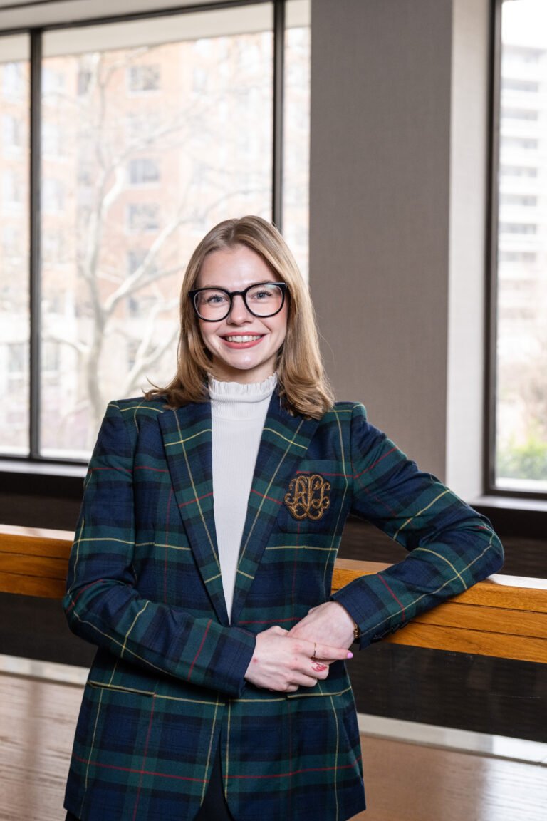 THESIS Mentor, Miranda Bosse